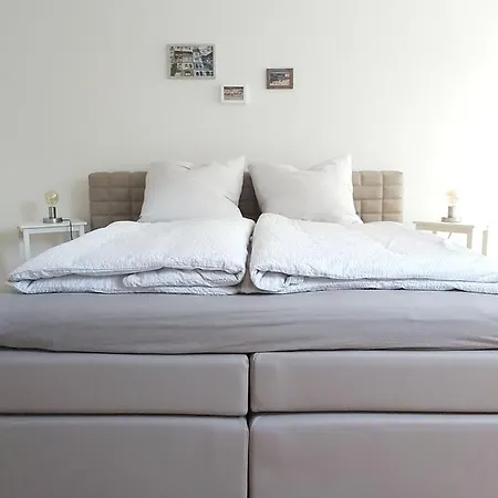 Tova Cologne Apartamento Frechen