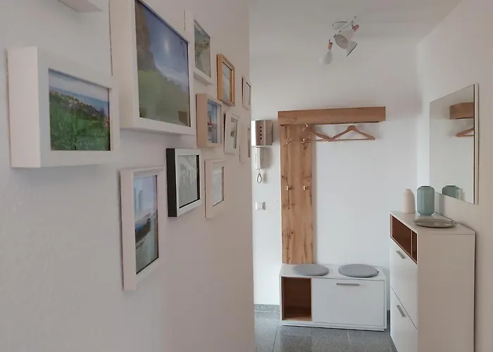 Tova Cologne 公寓 *